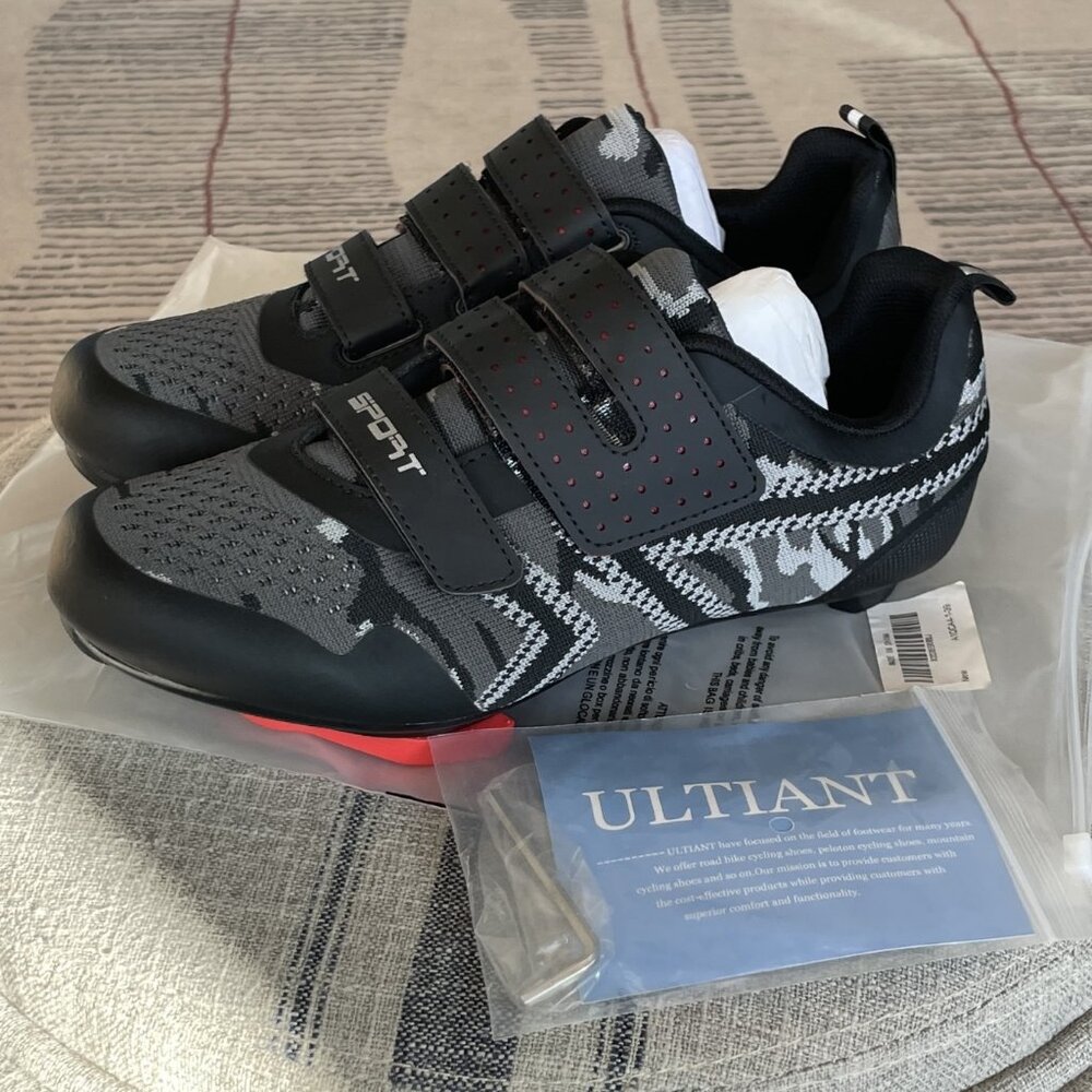 NIB Cycling Shoes PELOTON COMPATIBLE unisex Men's 6.5 Women's 8. Euro 39